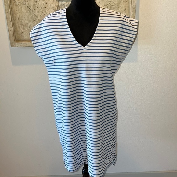 Madewell horizontal blue ivory stripes v neck relaxed dress Sz M - Picture 1 of 11